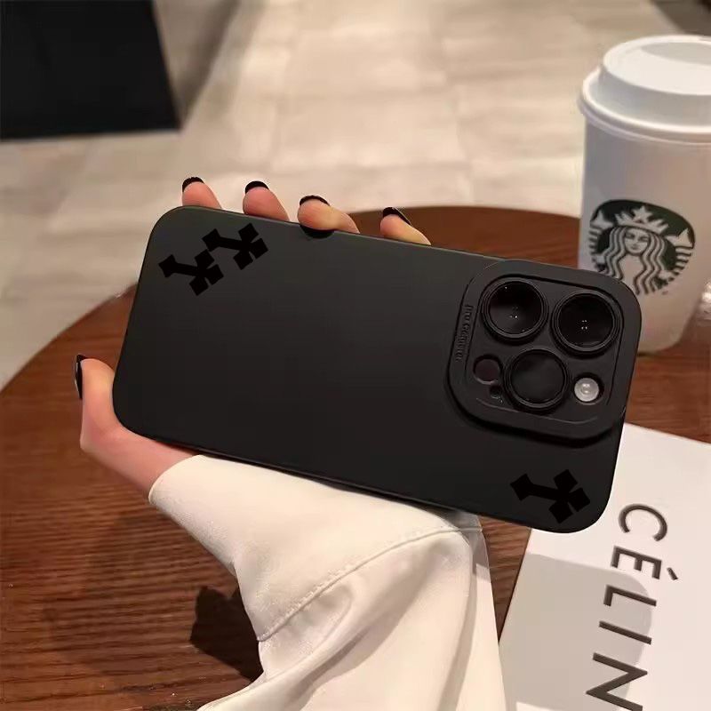 Herbstliche Vibes Kreuzmuster  – Samsung Galaxy A55 Bewertung und Preis
